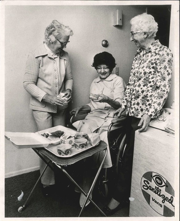 Mobile Meals of Southern Arizona (Mobile Meals of Tucson)-Volunteers delivering a meal to a client